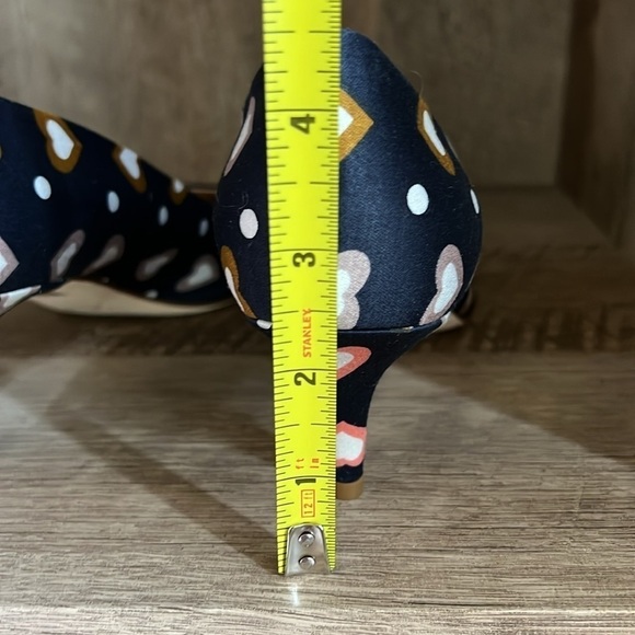 J Crew Heart Print Shoes Kitten Heels - Picture 10 of 10